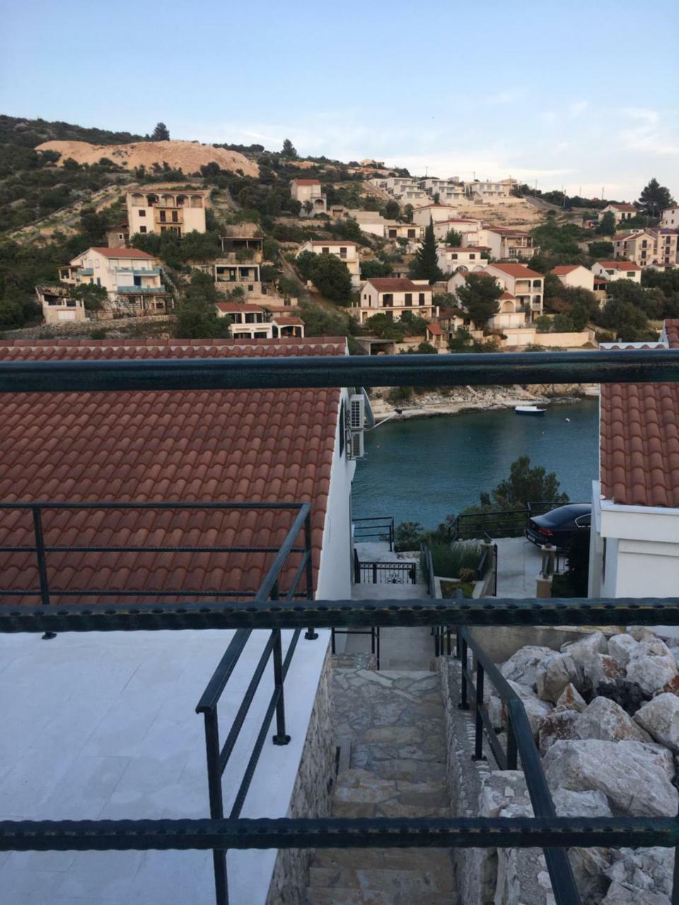 Villa Kristina Sevid ภายนอก รูปภาพ